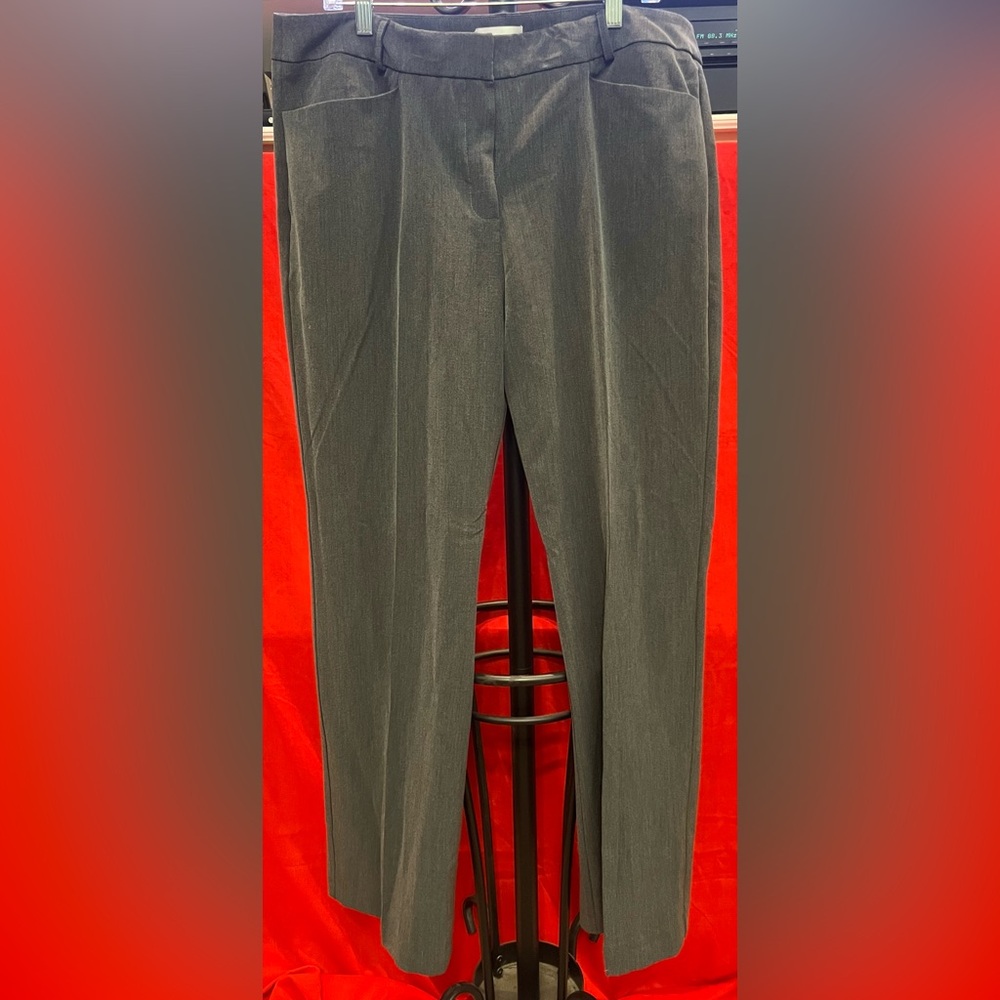 👖 Classic Charcoal Gray Dress Pants – Jaclyn Smith Collection – Size 16 👖